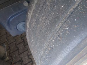 Foto Reifenprofil 3te Achse | Fahrerseite