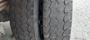 Foto Reifenprofil 4te Achse | Fahrerseite